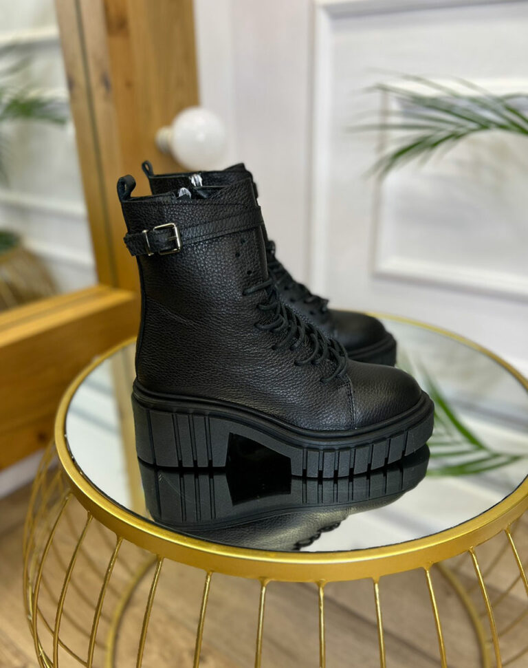 Fjolla Tailor Leather Boots