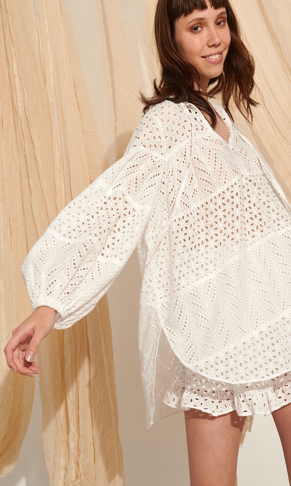 Lace Ios Embroidery Top