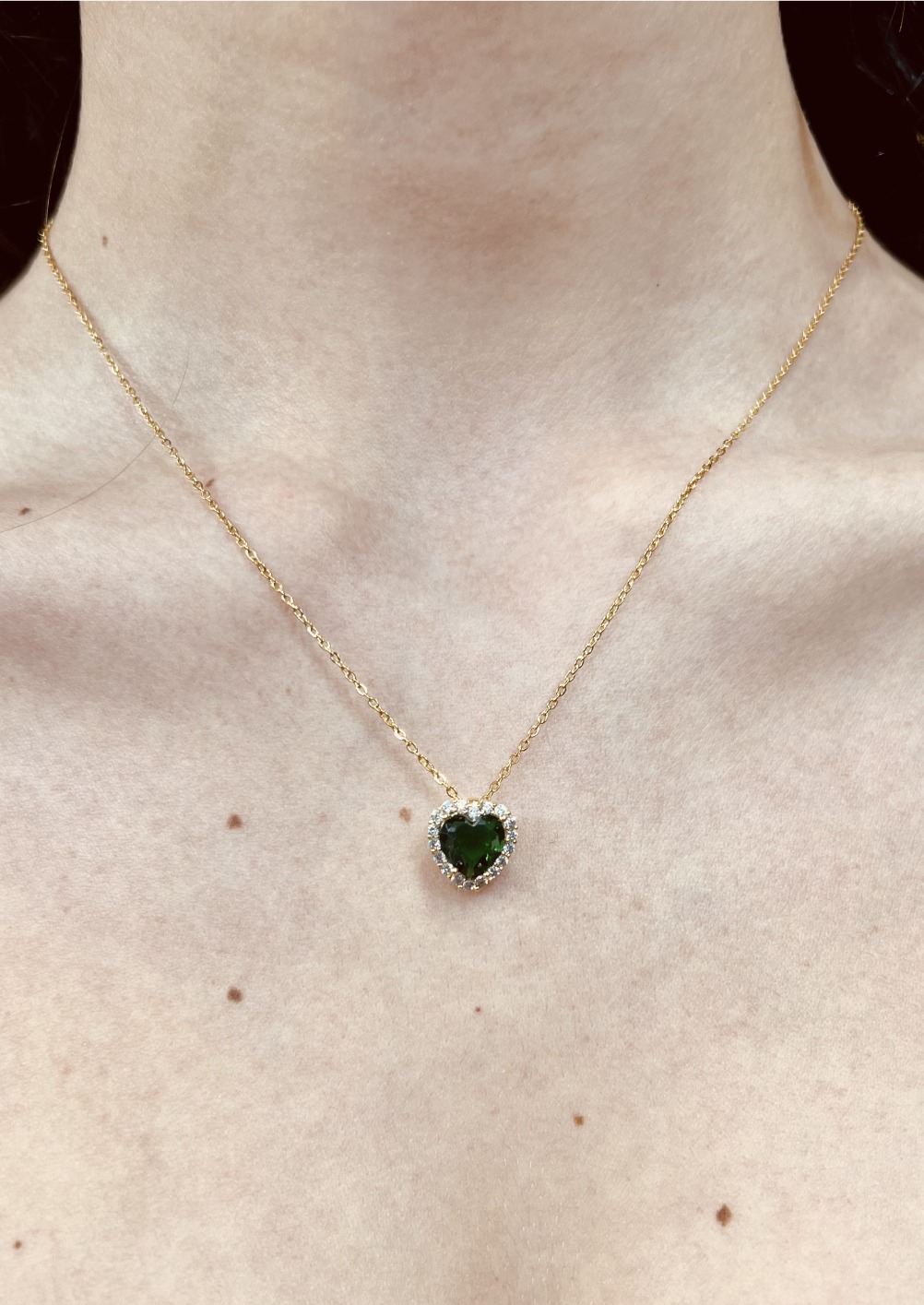 Babymilk Emerald Victoria Necklace