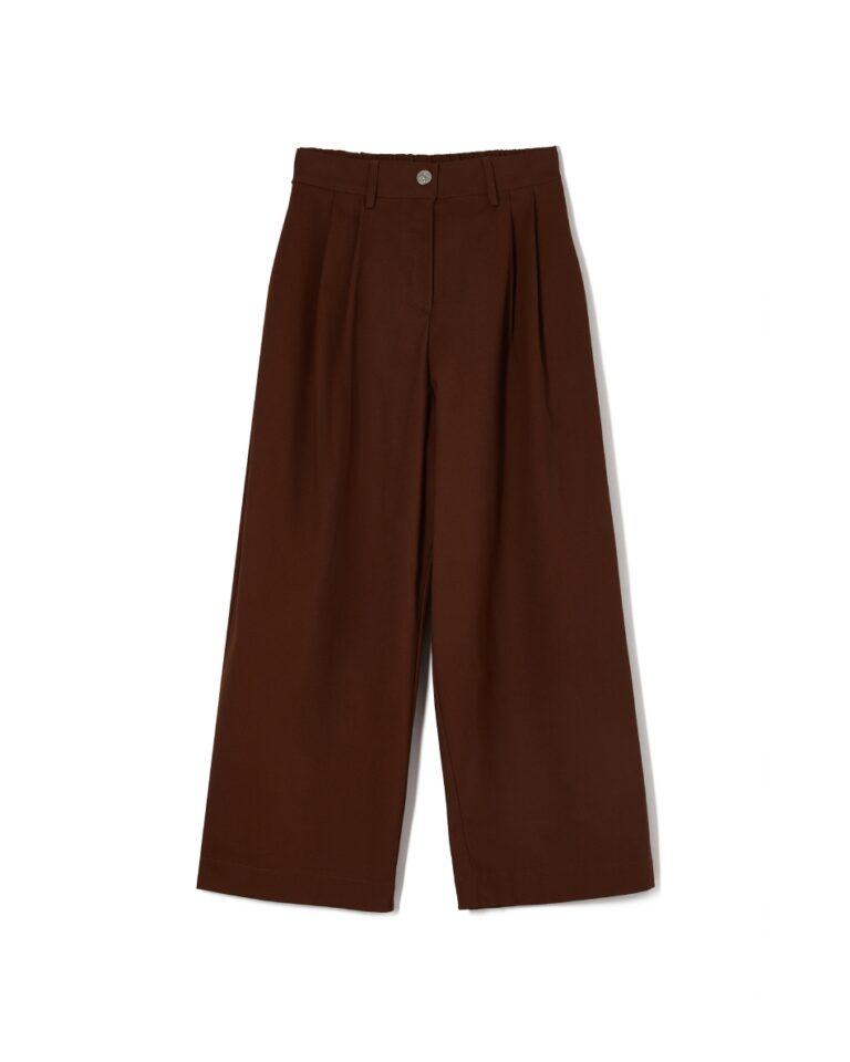 Milkwhite Classic Cropped Pants Brown