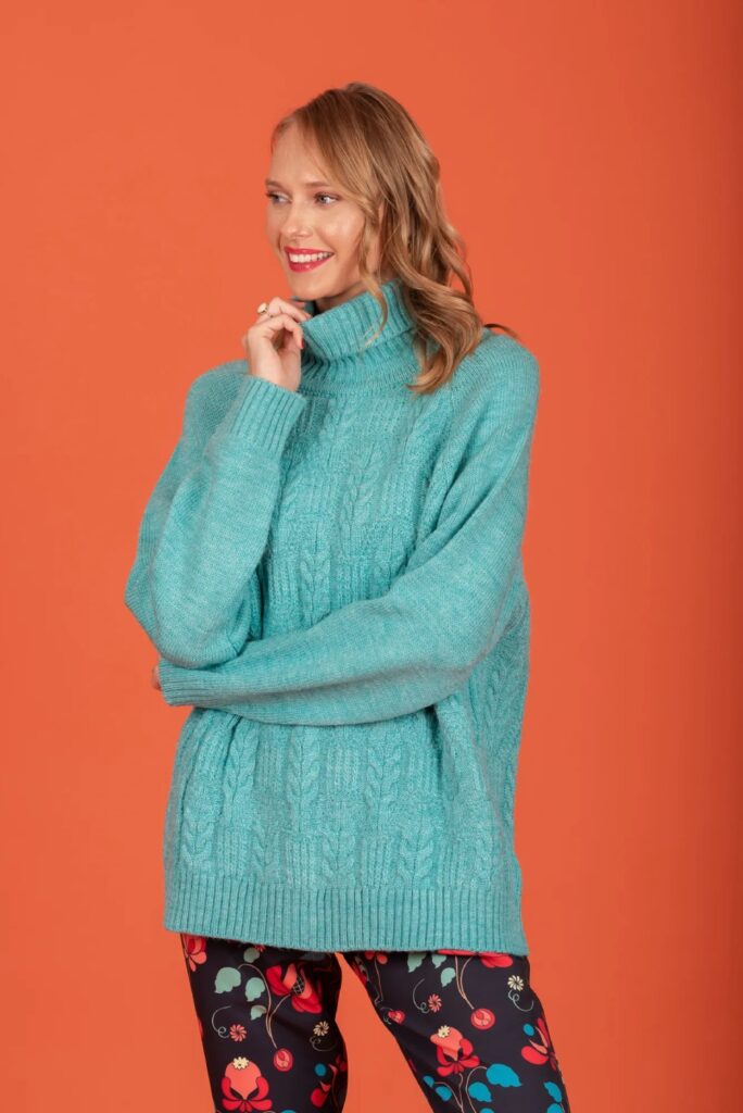 Chaton Idina Knit Sweater (Light Green)