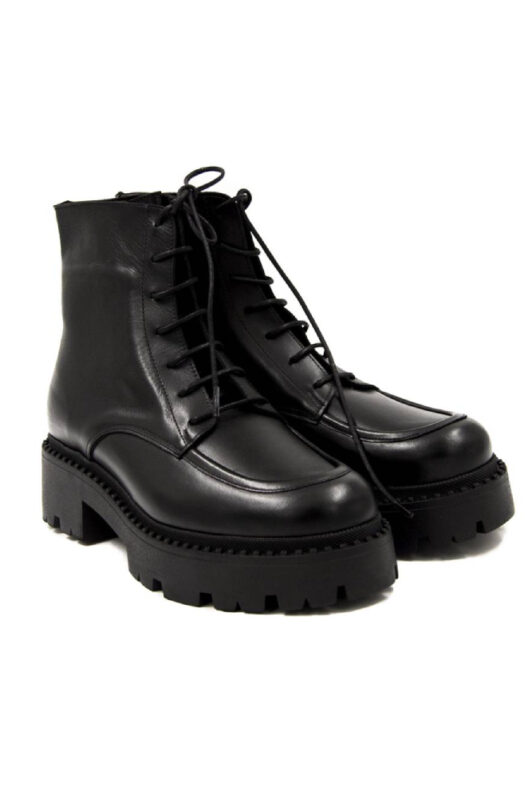 Bacali Cabello Black Leather Boots