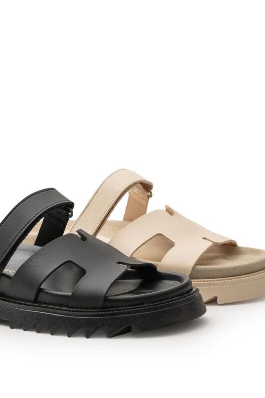 Chypre Black Leather Sandals