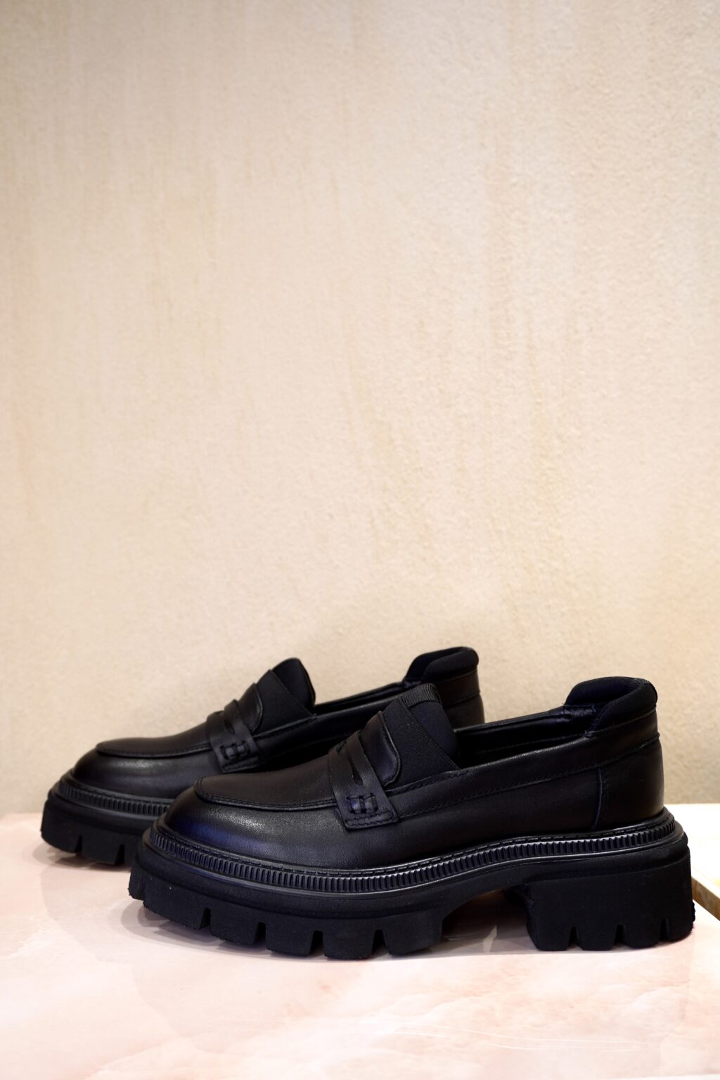 Vivian Δερμάτινα Loafers