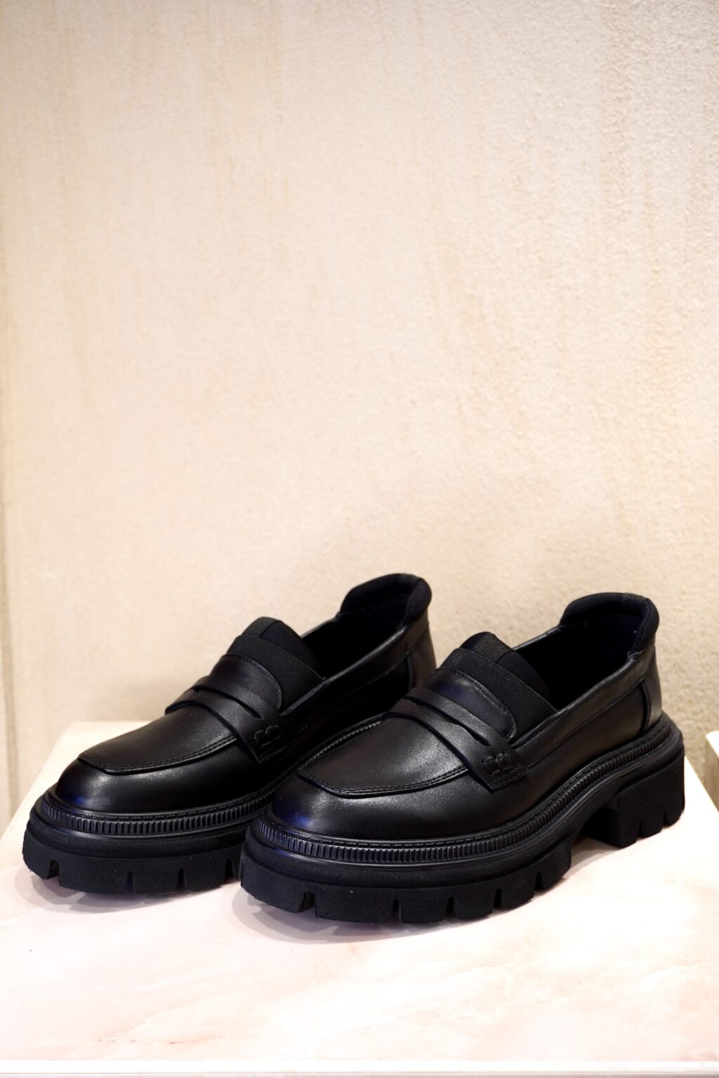 Vivian Δερμάτινα Loafers