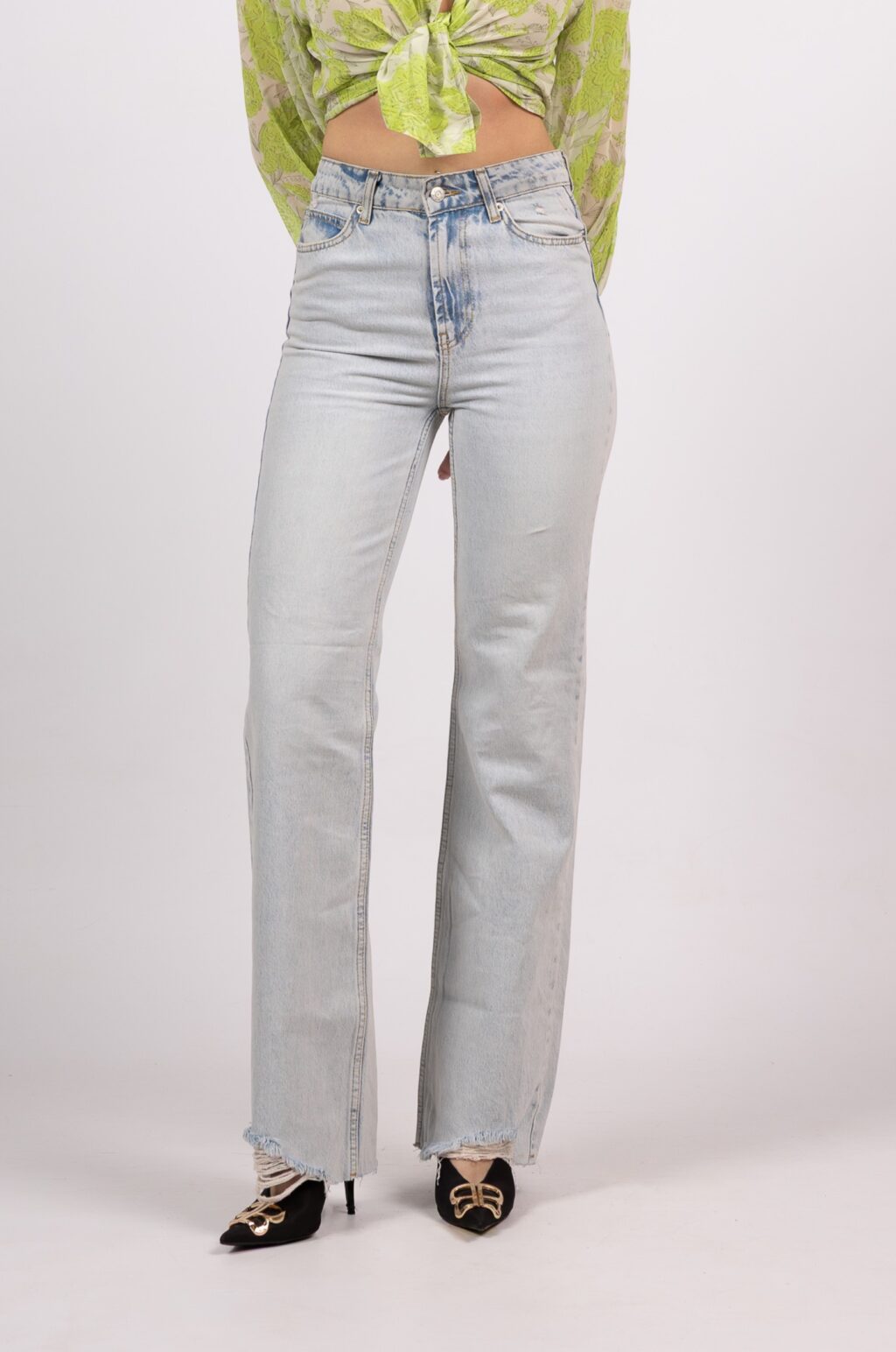 Venia Bleached Jeans