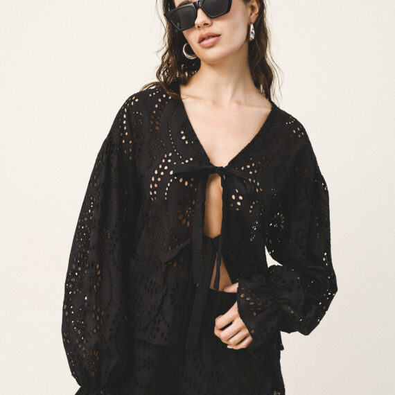 Nami Broderie Top