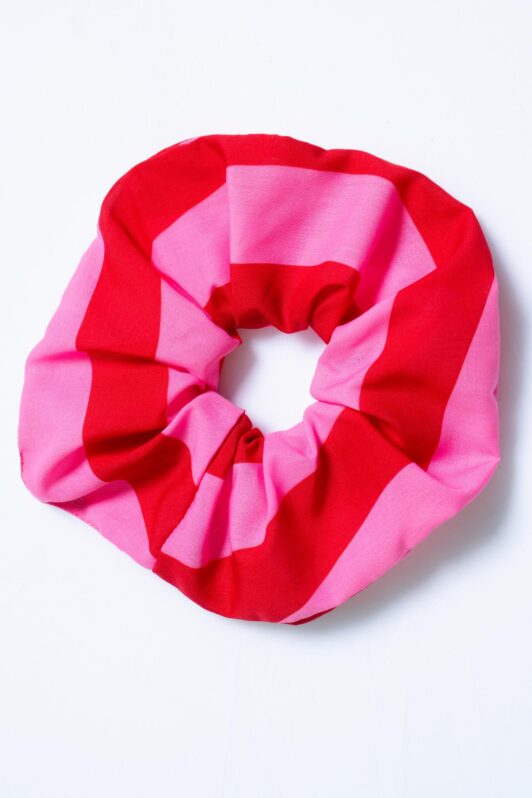 Valeria scrunchie